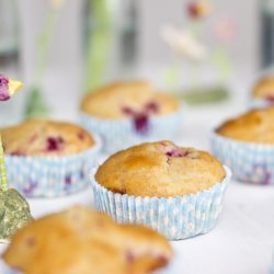 Raspberry Yoghurt Muffins