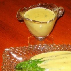 Quick & Delicious Hollandaise Sauce