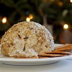 Traditional Christmas Cheese Ball