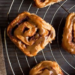 Butterscotch Cinnamon Rolls