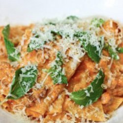 Pasta With Roasted Cherry Tomatoes and Basil