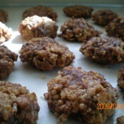 Peanut Butter and Chocolate Chip Rice Krispies Balls