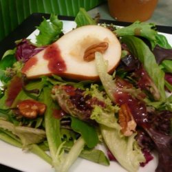 Mixed Greens With Raspberry Walnut Dressing