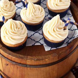 Root Beer Cupcakes