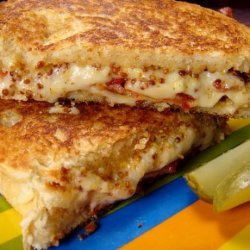 Grilled Cheese With Bacon and Maple Mustard