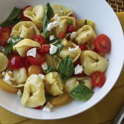 Cheese Tortellini With Cherry Tomatoes