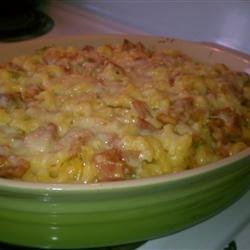 Macaroni with Ham and Cheese Deluxe