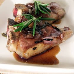 Lamb Chops with Balsamic Reduction