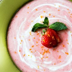 Chilled Strawberry Soup