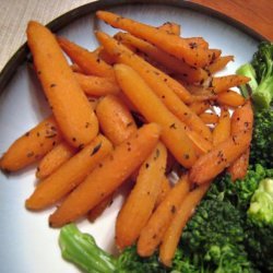 Butter-Maple Roasted Carrots With Garden Thyme