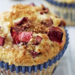 Rhubarb Muffins