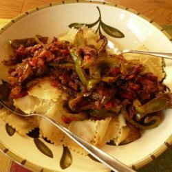 Ravioli With Garlic, Peppers and Tomatoes