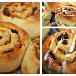 Raisin Buns