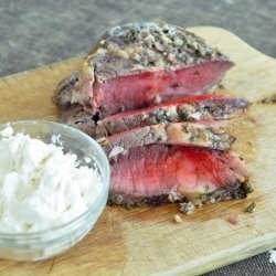 Beef Tenderloin With Garlic-Horseradish Crust