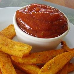 Easy Spicy Ketchup Dip for Sweet Potato Fries