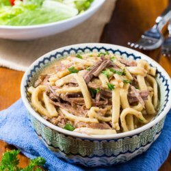 Crock Pot Beef and Noodles