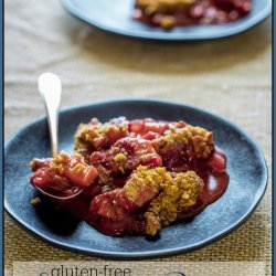 Rhubarb Strawberry Crisp