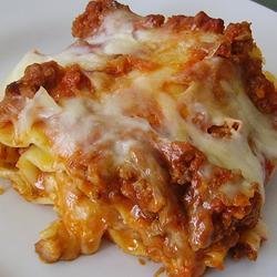 Beefy Lasagna Roll-Ups