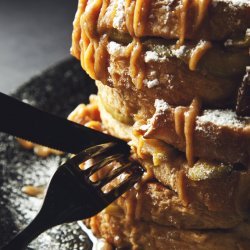 Apple-Stuffed French Toast