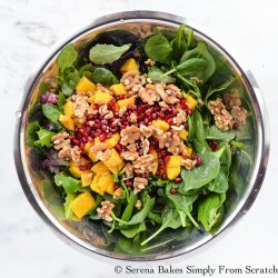 Spinach and Mango Salad