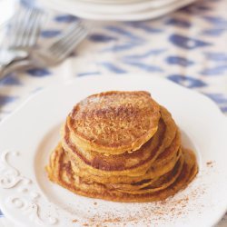 Cinnamon Spice Pumpkin Pancakes