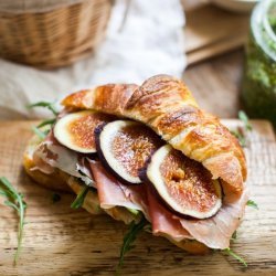 Prosciutto, Goat Cheese and Fig Sandwiches