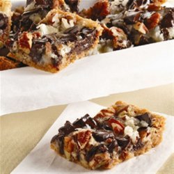 Chocolate Chunk Magic Cookie Bars