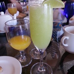 Honeydew Mimosas