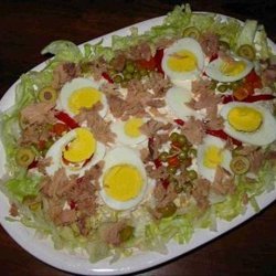 Delicious Garlic and Tuna Potato Salad