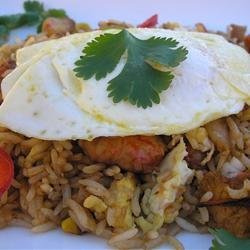 Korean Saewoo Bokkeumbap (Shrimp Fried Rice)