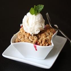 Fresh Cherry Crisp