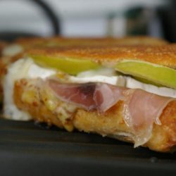 Apple-Brie Panini