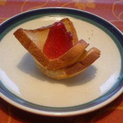 Gluten-Free Strawberry Toast Cups