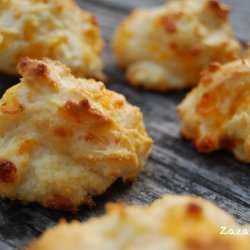 Easy Garlic and Cheese Biscuits