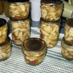 Pickled Garlic (Canning)