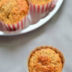 Apple Oat Wheat Muffins