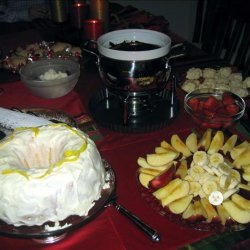 Yummy Chocolate Fondue for a Crowd