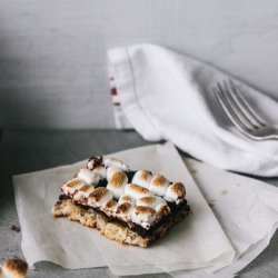 Chocolate-Banana S'mores