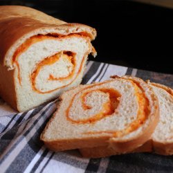 Cheddar Sriracha Swirl Bread