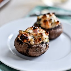 Pizza Stuffed Mushrooms