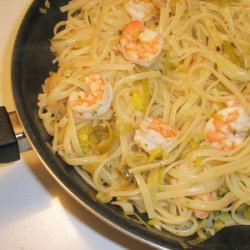 Shrimp and Leek Linguine in White Wine Sauce