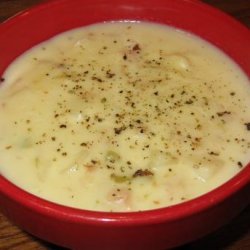 Thick and Chunky New England Clam Chowder