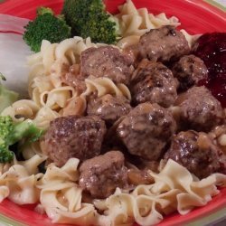 Swedish Meatballs With Gravy and Lingonberry Preserves