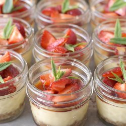 Mascarpone Cheesecake With Strawberries