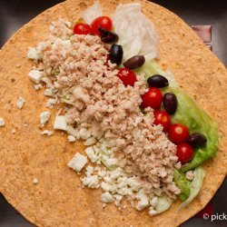 Chicken Greek Wraps