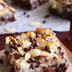 Almond Cookie Bars