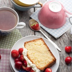 White Chocolate Pound Cake