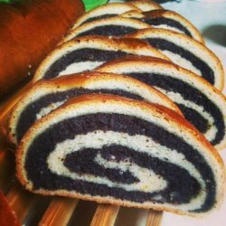 Ukrainian Christmas Poppy Seed Roll Makovyi Knysh