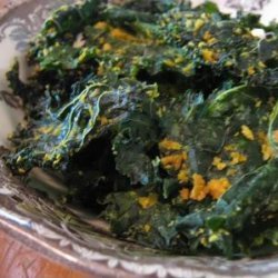 Cheesy Kale Chips