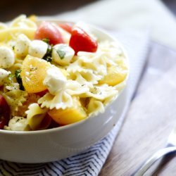 Caprese Pasta Salad